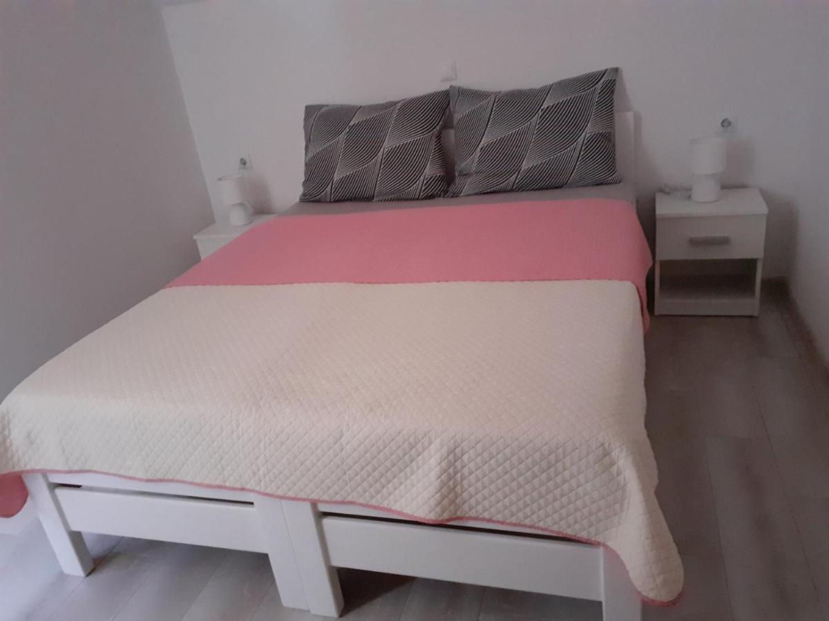 Apartmani Grumf กอร์นยิ คาริน ภายนอก รูปภาพ