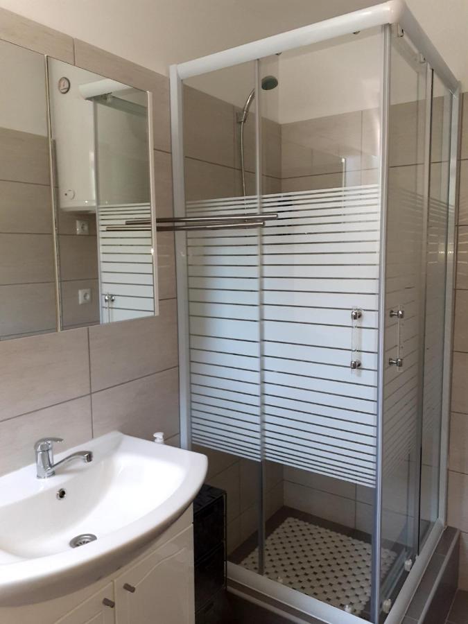Apartmani Grumf กอร์นยิ คาริน ภายนอก รูปภาพ